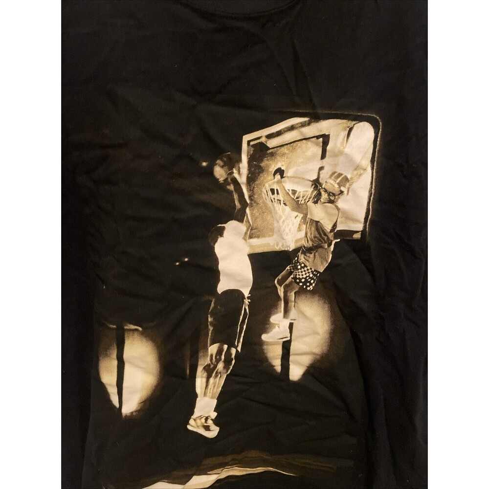 Michael Jordan T Shirt L Men’s Earth Versus Mars Black